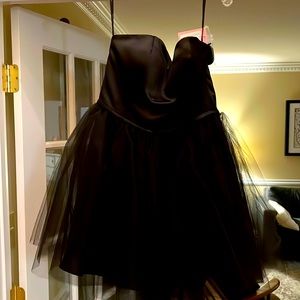 Black cocktail dress/prom dress